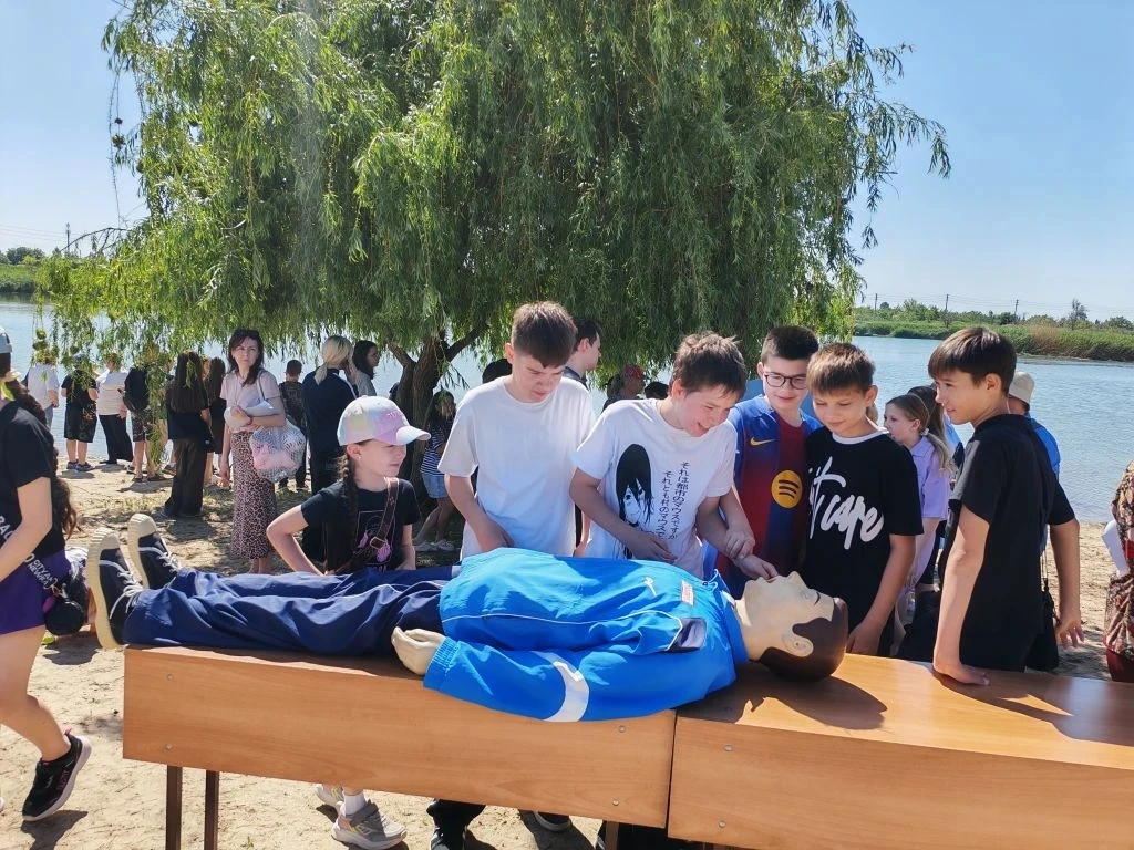 В субботу, 23 мая, Управление ГО ЧС Волгодонска провело традиционный День безопасности на воде. На г