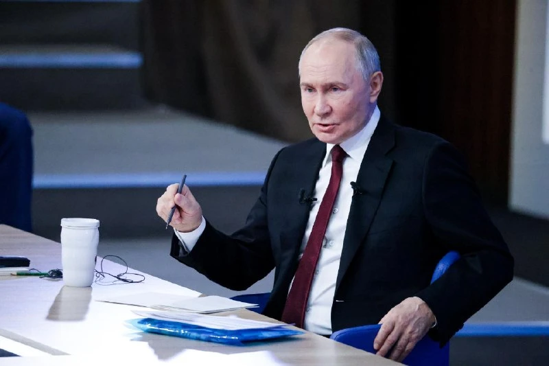 Путин устроил масштабные перестановки в Минобороны