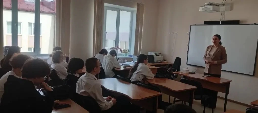 Выбираем будущее вместе! 🎓  19 марта в гостях у МБОУ СОШ N 8 побывали представители Северо-Кавказско