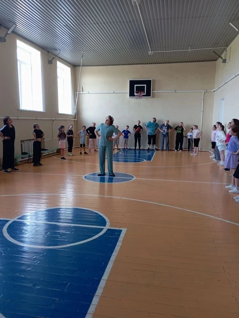 Пятый день в "Радуге". Пушкинские сказки и спортивные баталии!

Сегодняшний день в нашем пришкольном