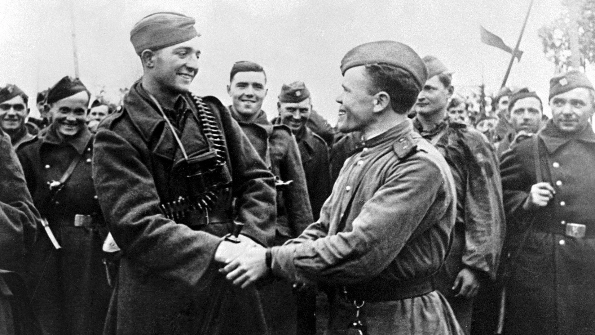 📆 6 октября 1944 года советские войска совместно с 1-м чехословацким армейским корпусо...