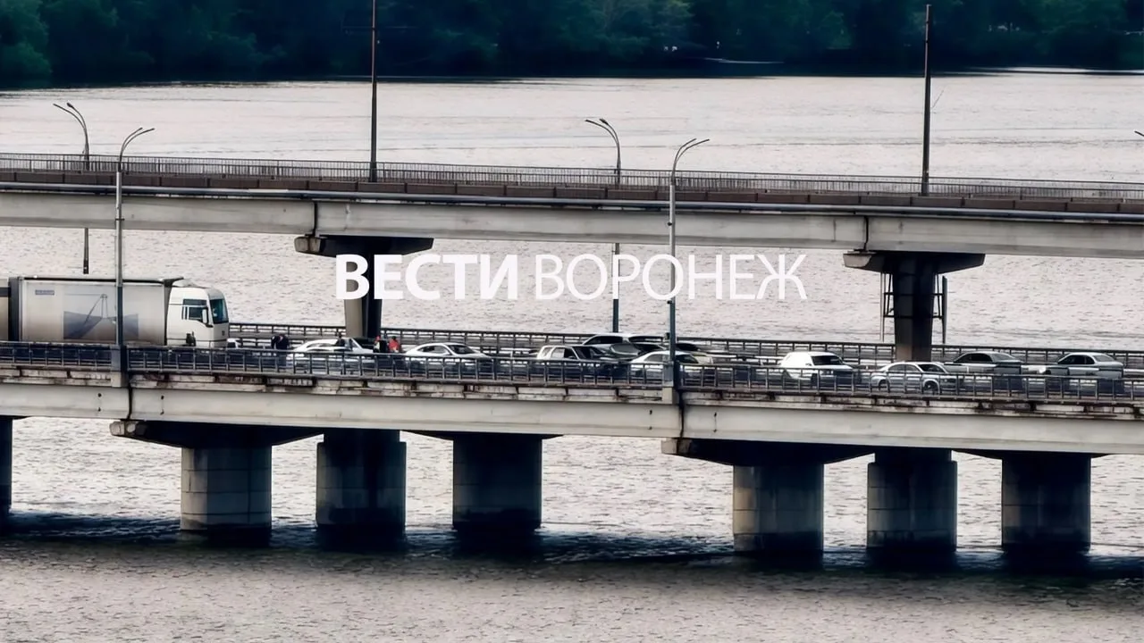 😭 Водители застряли в пробке на Северном мосту
