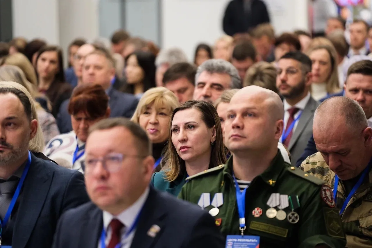 Благодаря решениям нашего Президента Владимира Владимировича Путина и Народной программе партии «Еди