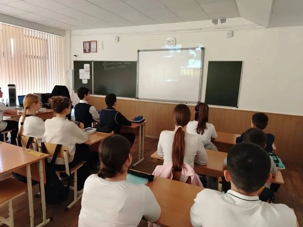 Кинолекторий «Сталинград» — помним и чтим подвиг героев. 2 февраля — День воинской славы России. В э