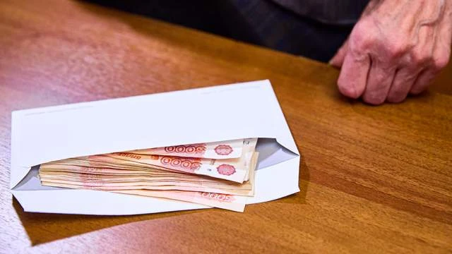 Россиянам предложили платить до ₽200 тыс. Если они доживут до 100 лет. С такой инициати...