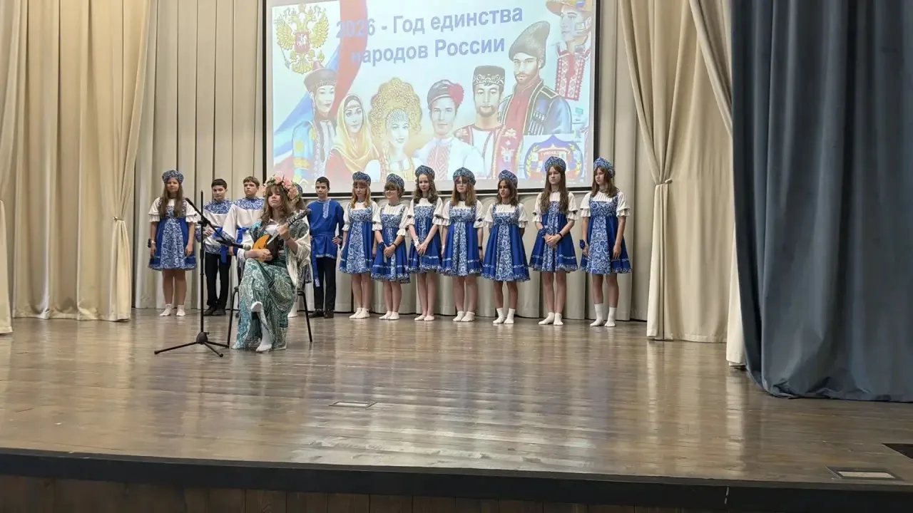 В нашей гимназии с большим успехом продолжается конкурс смотра художественной самодеятельности на те