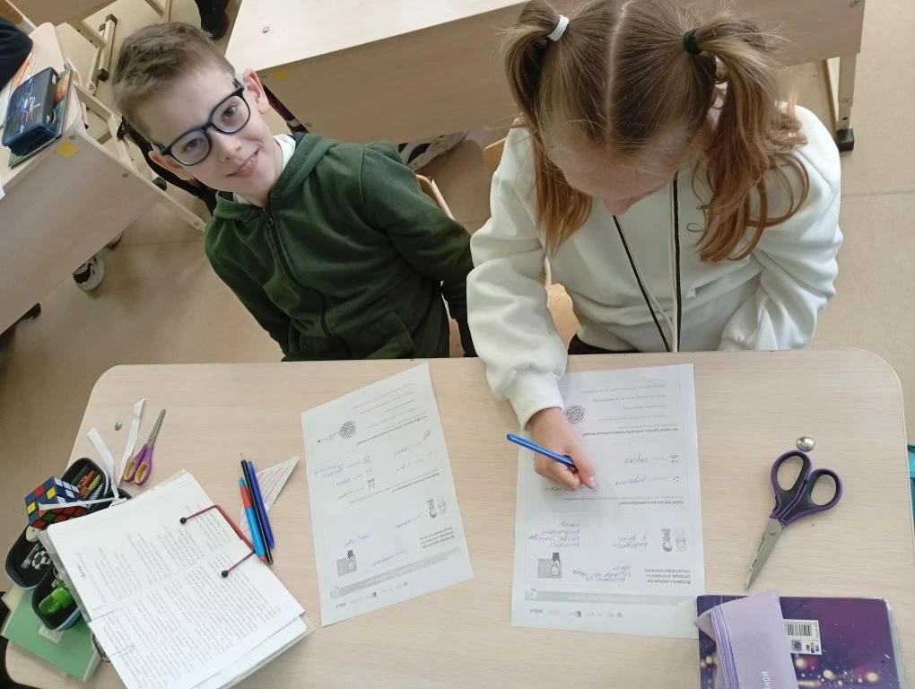 «Как справляться с волнением?» 🤔 Сегодня на «Разговорах о важном» в школах и колледжах России состои