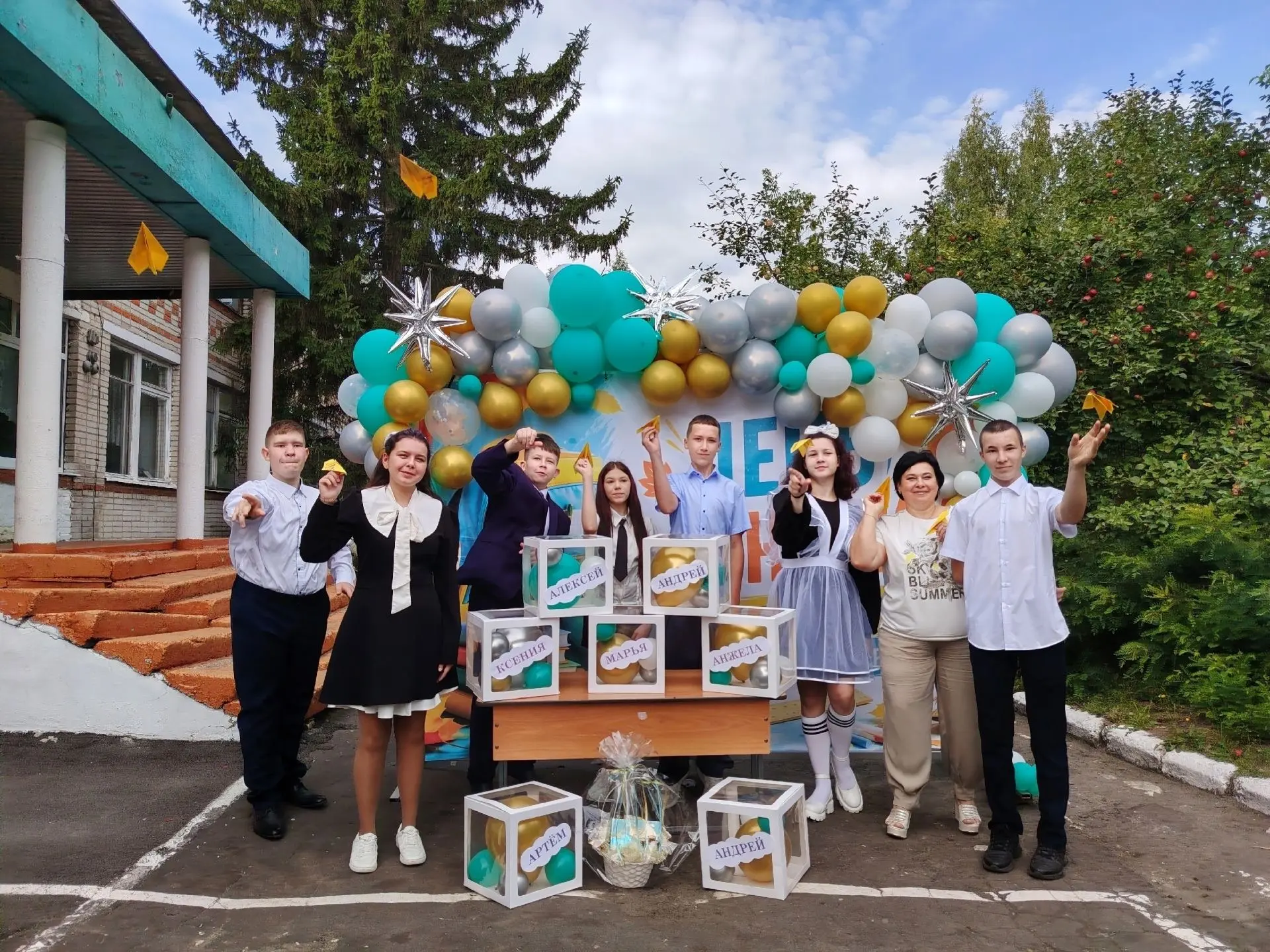 С Днём знаний, филиал ОШ с. Варваровка!