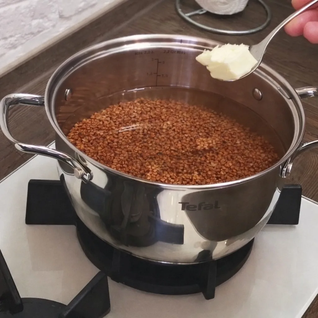 Готовлю гречку по-польски, получается очень вкусно. На столе не задерживается, семья съ...