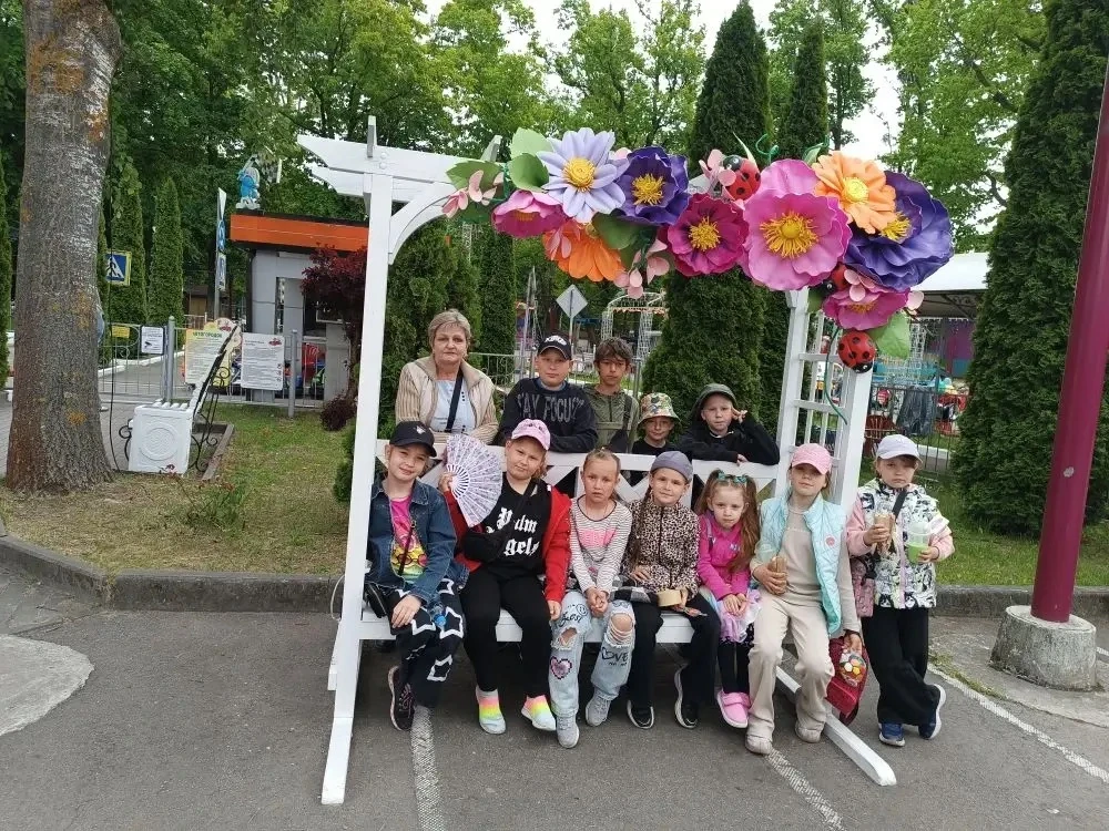 🗓️29 мая ученики 2Б класса с классным руководителем Перевозчиковой И. В. совершили увл...
