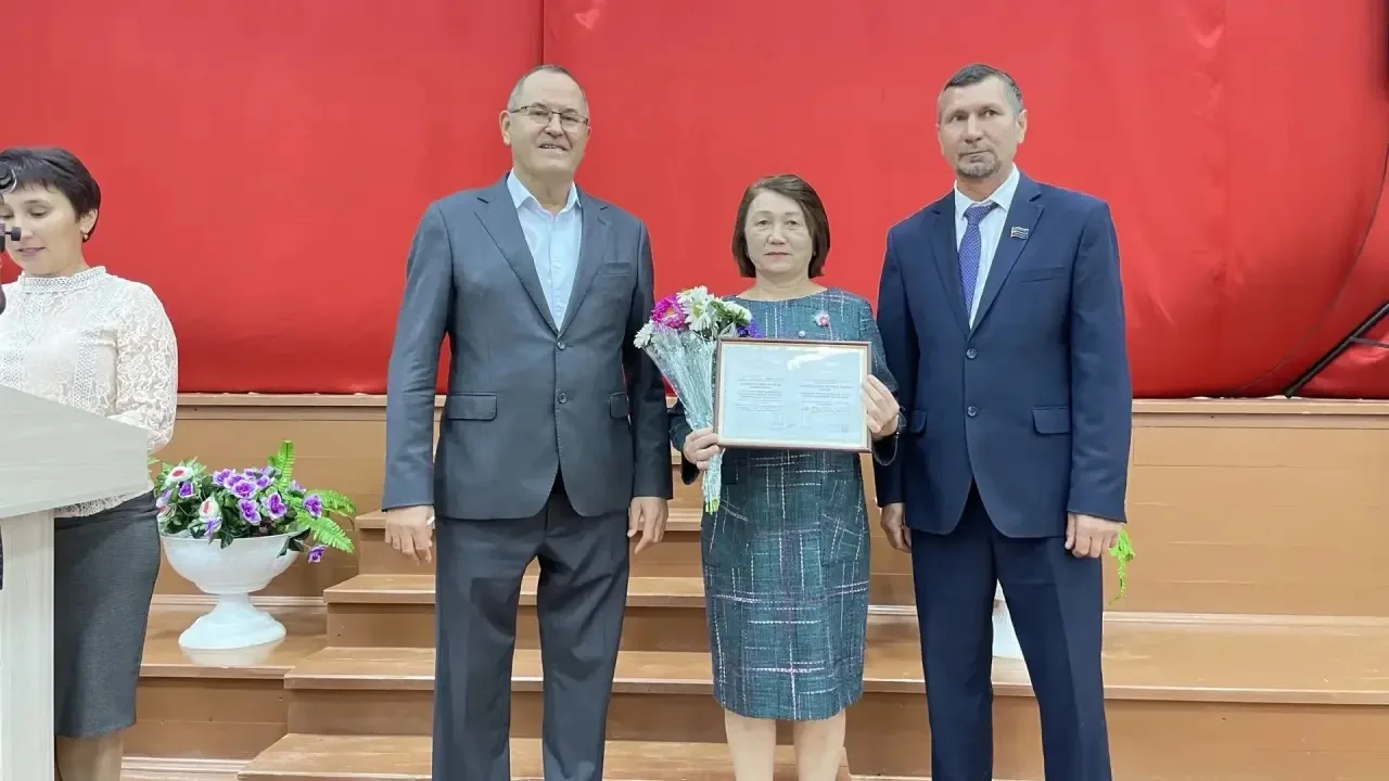 Нөнәгәр җирлегенең халык җыены узды.