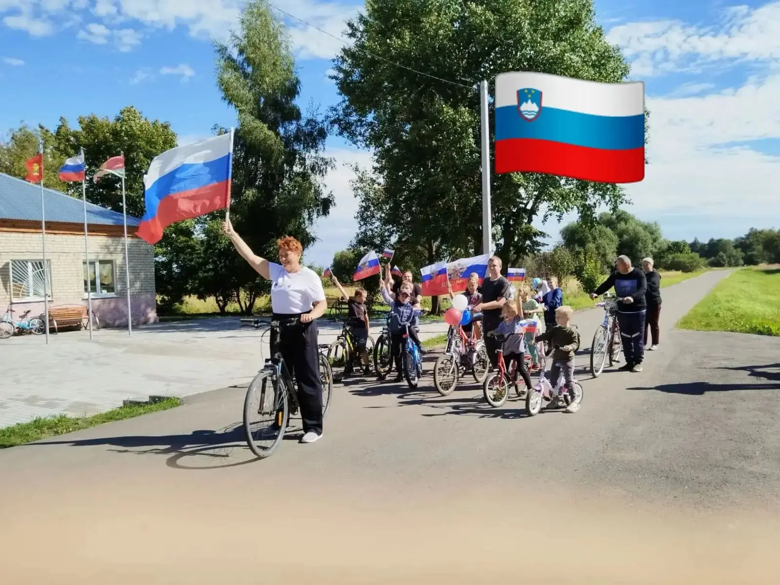День Государственного флага Российской Федерации в с. Фетинино отметили велопробегом. У...