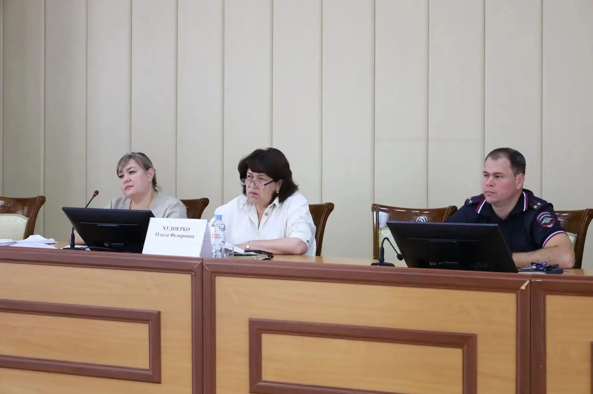 4 октября 2026г прошло очередное заседание комиссии по делам несовершеннолетних и защит...