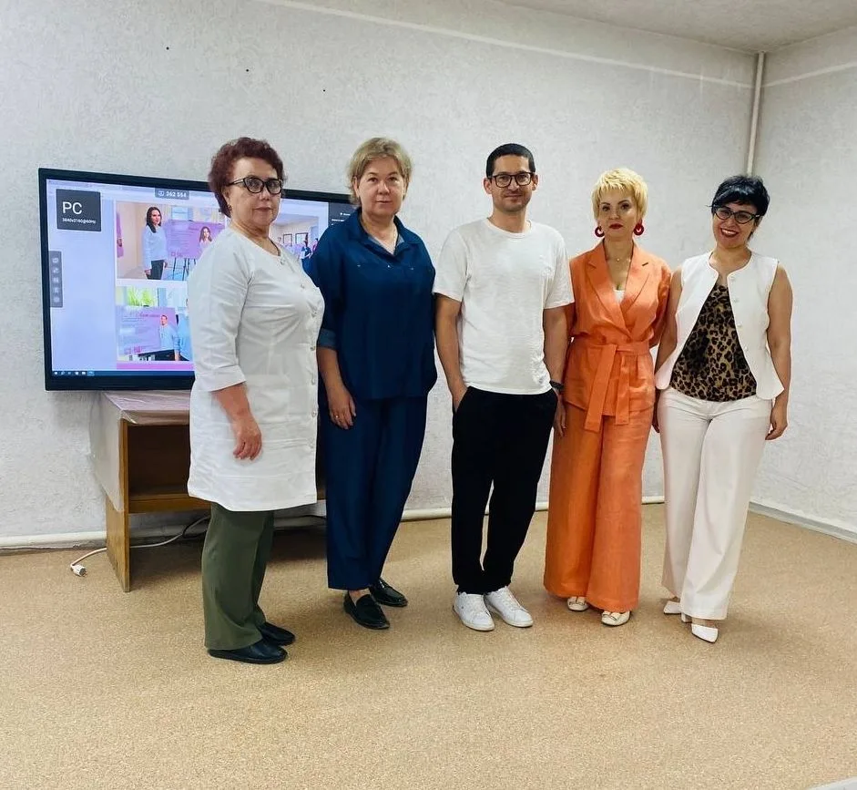 💬Специалисты онкодиспансера проводят выездную «Школу пациента»
 
Специалисты ГБУЗ РК «Крымский респ