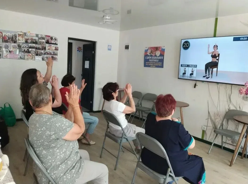 «Здоровье+» - движение к активному долголетию

Группа «Здоровье+» вновь приступила к занятиям в днев