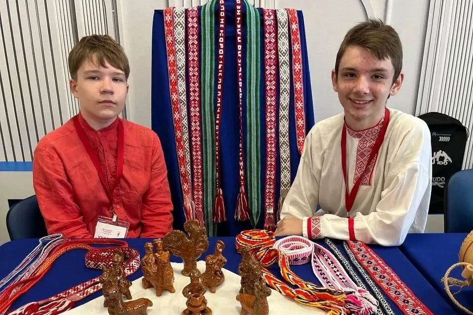 🥇Тамбовские школьники привезли золото с фестиваля «Наследники традиций»