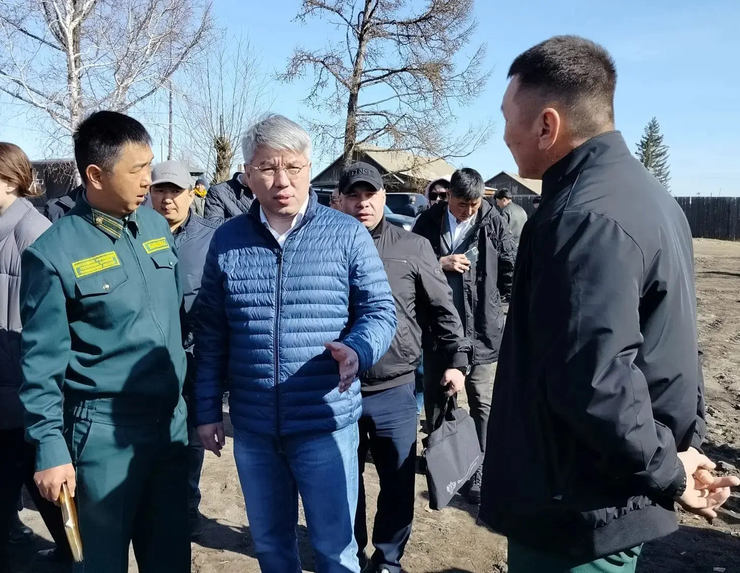 🌲 В Еравнинском лесхозе посмотрели результат капитального ремонта  административного здания.  Вопрос