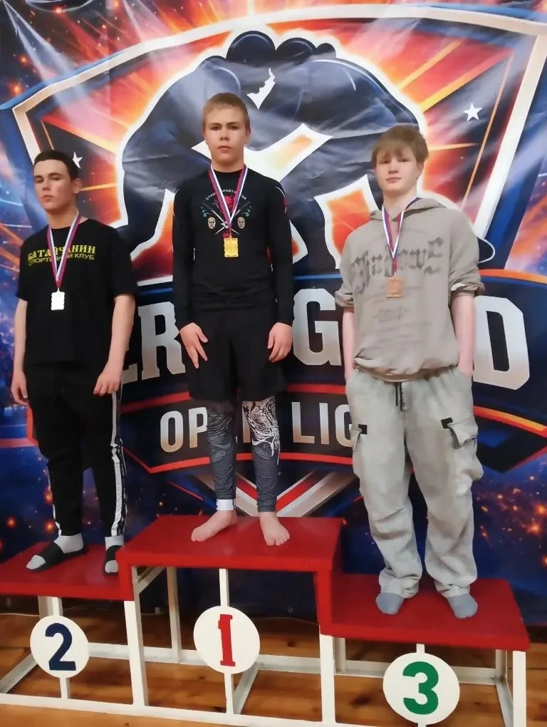 🤼‍♂️ СИЛА, ХАРАКТЕР, ПОБЕДА! 🤼‍♂️  17 мая в городе Зерноград прошёл открытый турнир по грэпплингу. Э