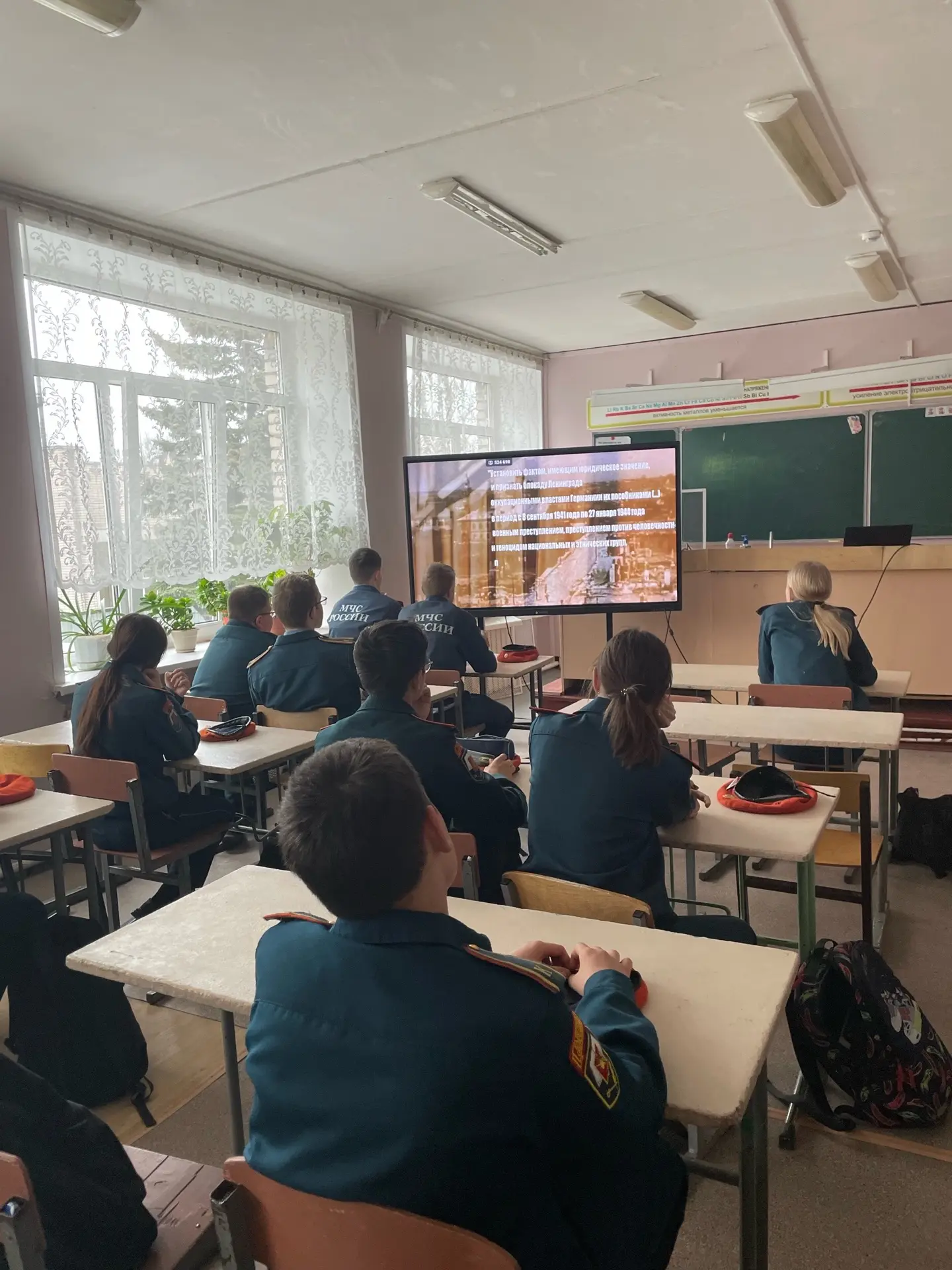 Помним. Чтим. Не забываем. 🕯️  Великая Отечественная война оставила глубокий след в истории нашей ст