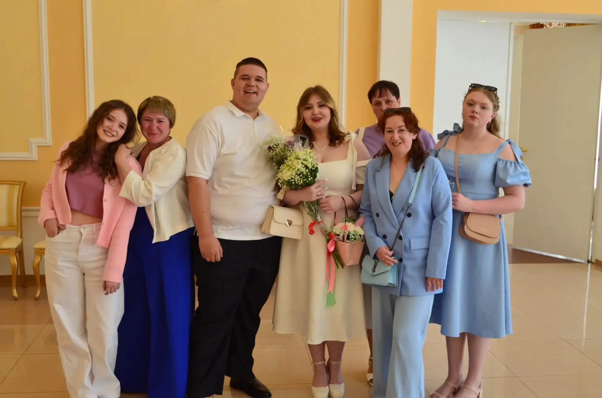 Дорогие друзья!
Волоколамский аграрный техникум «Холмогорка» от всей души поздравляет с замечательны
