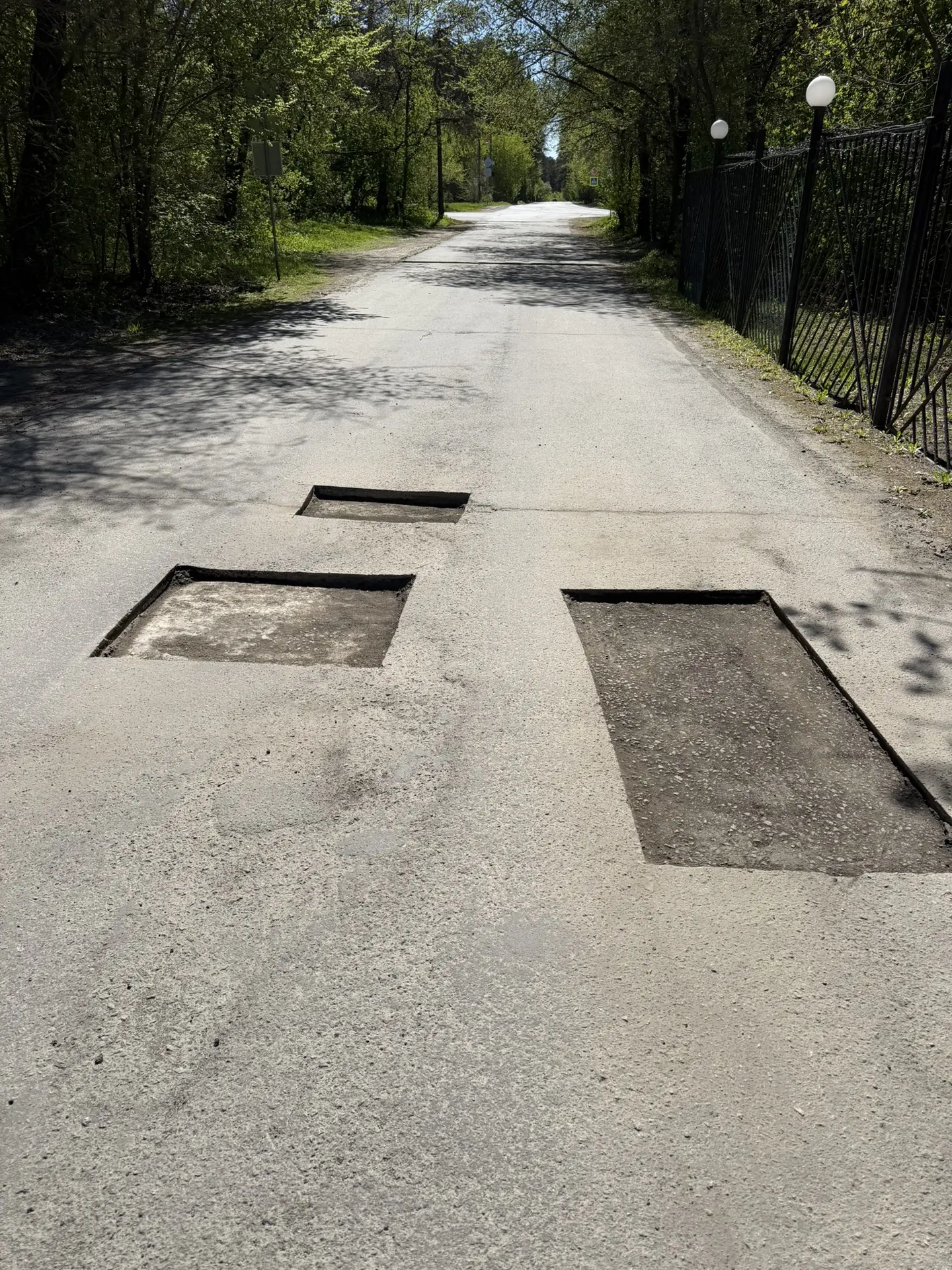 Выполнили ремонт дороги на въезде в поселок