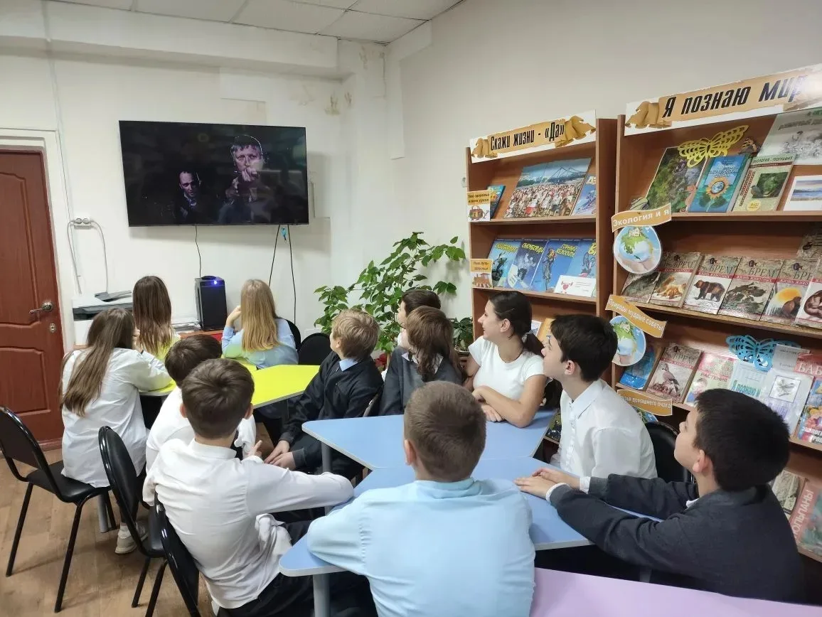 ⚡️ Киноурок мужества в Школе №18  В рамках празднования Дня защитника Отечества мы провели особенное