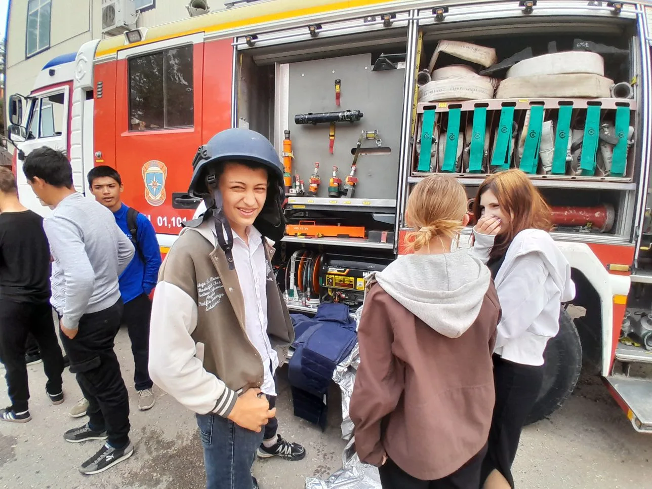 🚒УВЛЕКАТЕЛЬНАЯ ЭКСКУРСИЯ В ПОЖАРНУЮ ЧАСТЬ🚒