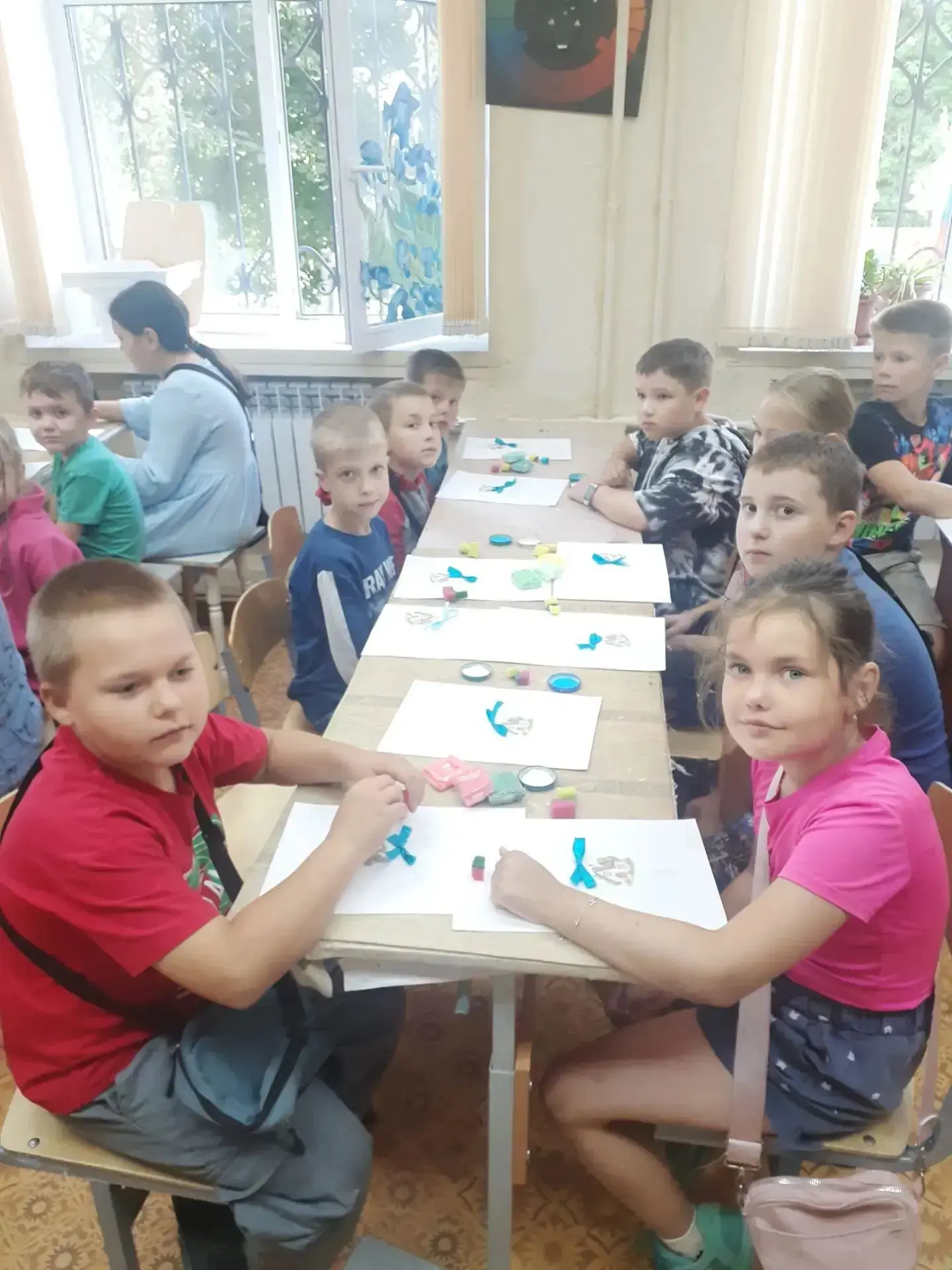 Активно продолжается работа с летними лагерями.