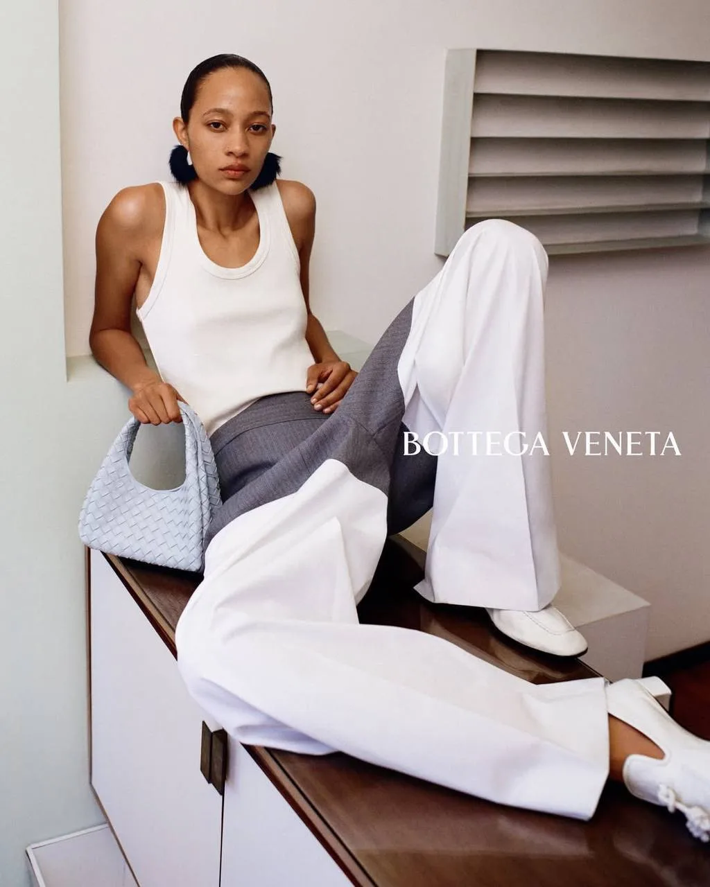Объект желания: новая сумка Bottega Veneta Campana, сплетенная в культовой технике intr...