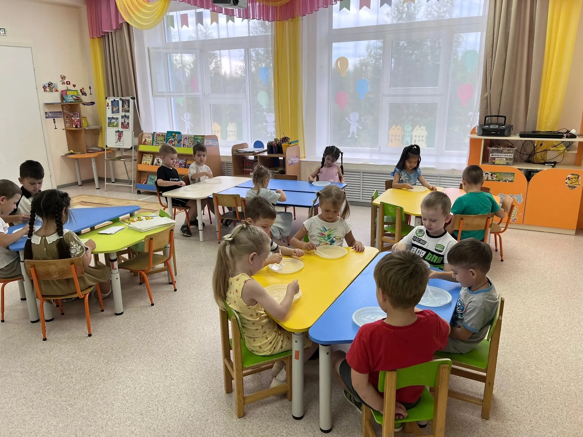 Маленькие исследователи🧪🔬