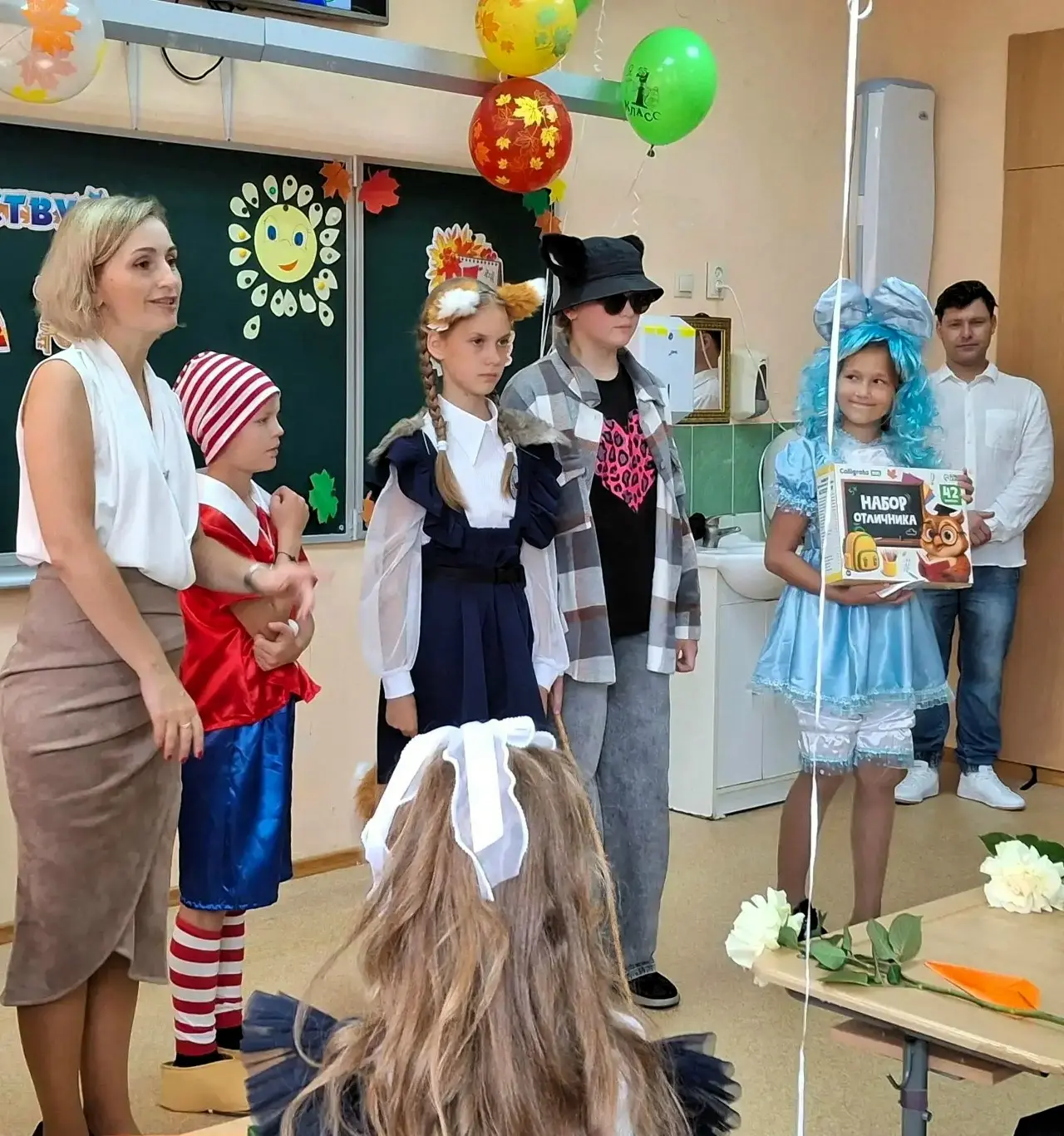 🎈«День знаний» закончился, а праздничное настроение ещё осталось. Наши первоклассники ...
