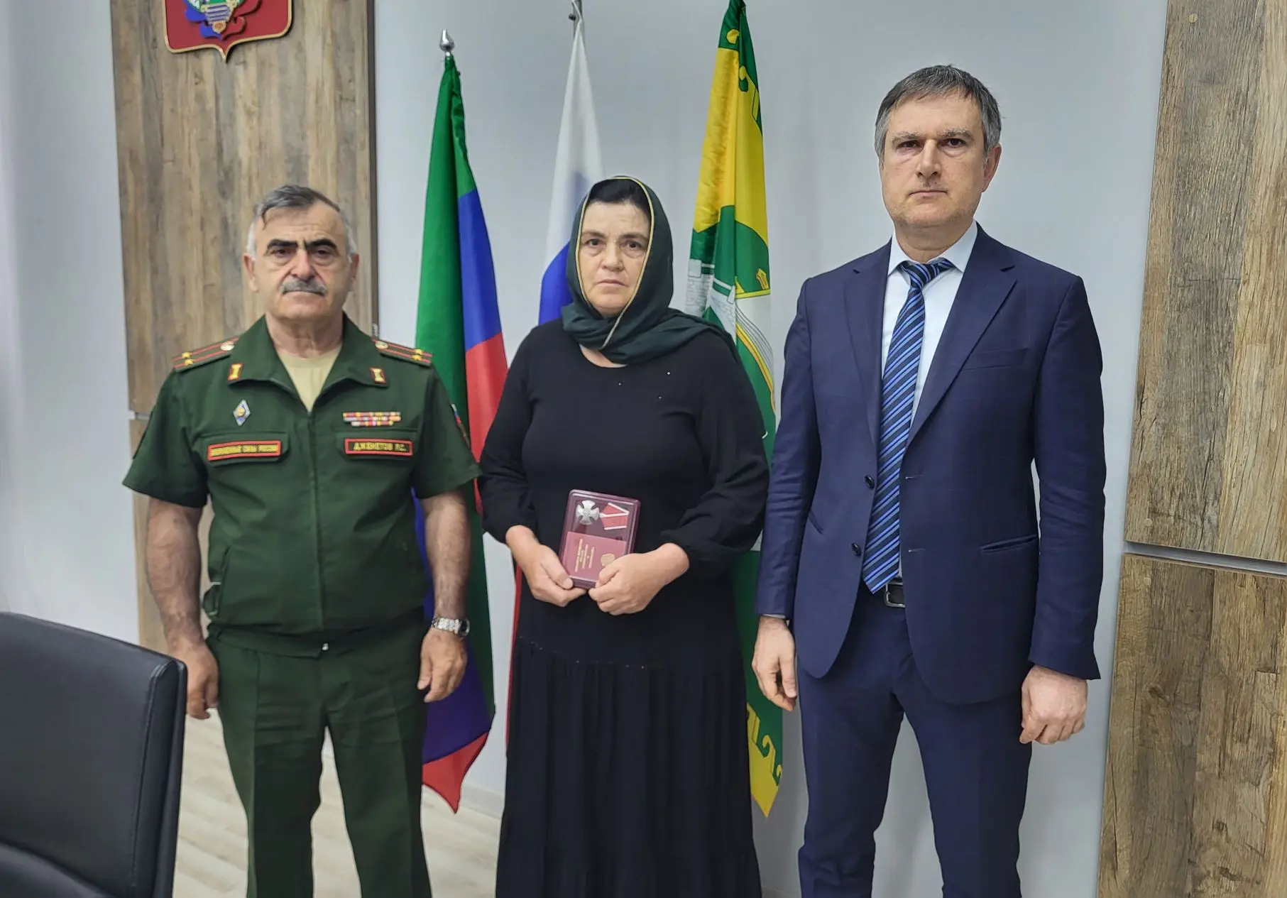 Семьям погибших бойцов СВО в Сулейман-Стальском районе вручили госнаграды