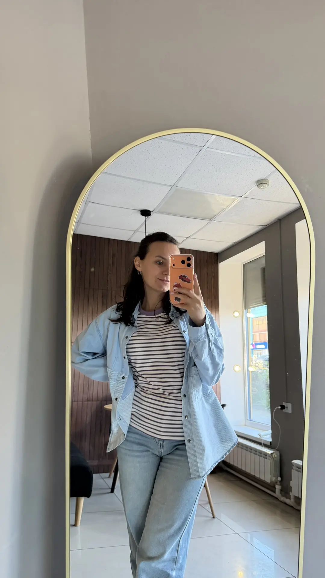Доброе утро, дорогие мои🥰
Я с 10ч в кофейне «Кофе»
Кто ещё не успел, буду Вас ждать🙏🏼