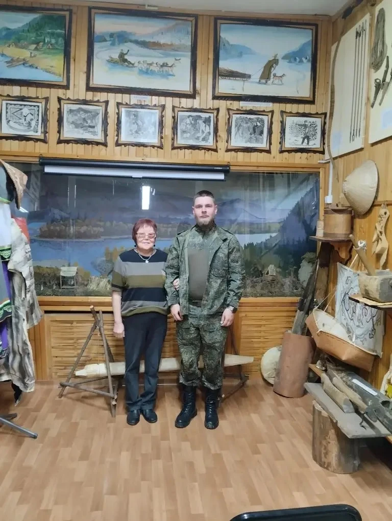 14 мая в МБОУ СОШ с.Уська-Орочская им. Н.П.Сидорова состоялась встреча с выпускником шк...