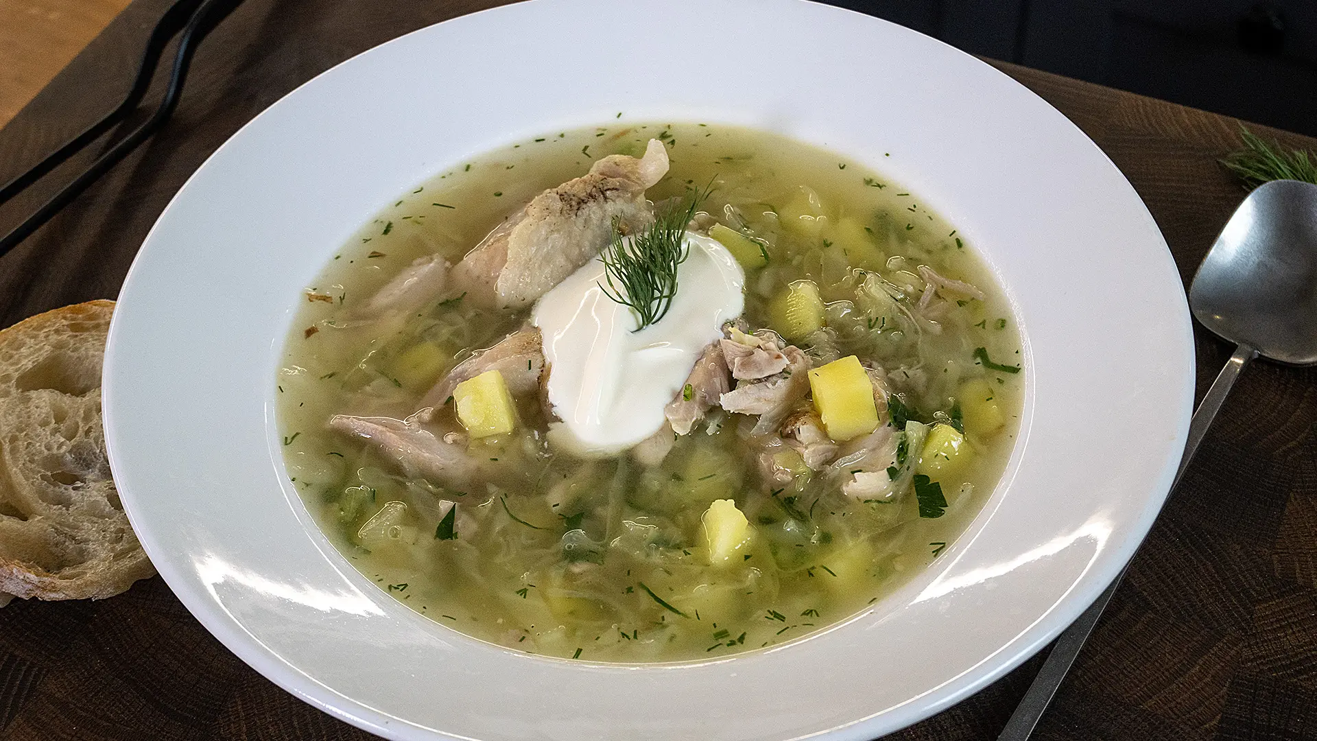 Домашние щи с курицей