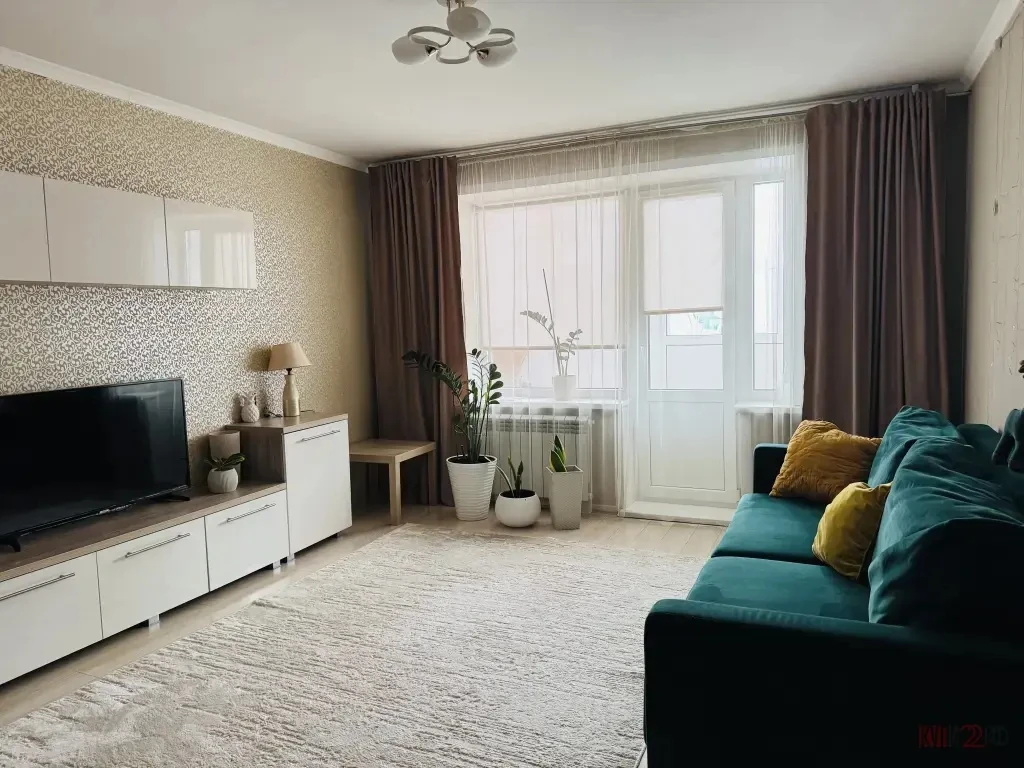 Продам 3-х комнатную квартиру, 58 кв.м,в самом центре с.Шипуново (районный центр), в шаговой доступн