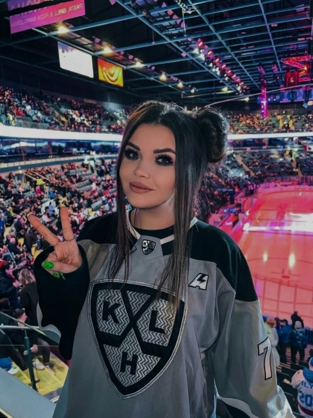 наберём 1000 реакций ❤️?