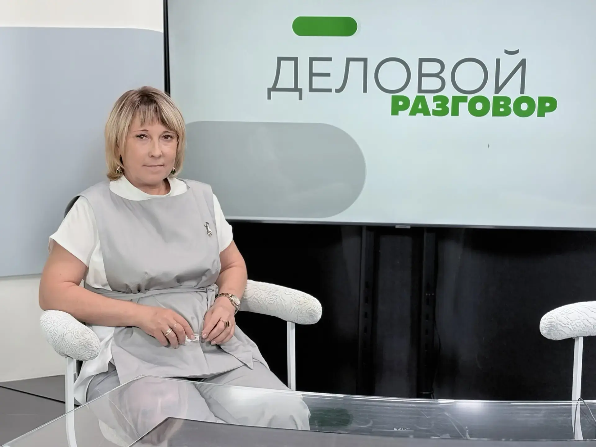 Главная медсестра городской больницы № 2 стала гостьей программы «Деловой разговор» на Бийском телев