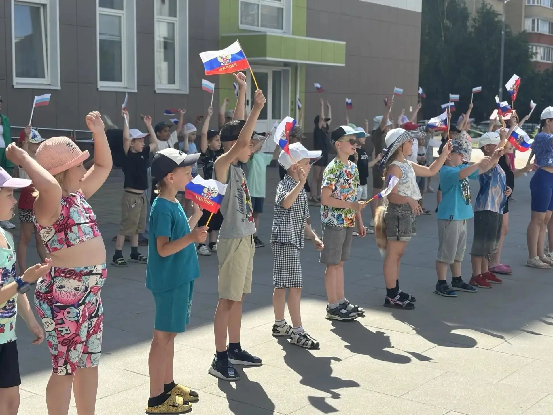 11 июня в лагере прошло развлекательное мероприятие ко Дню России, организованное советником директо