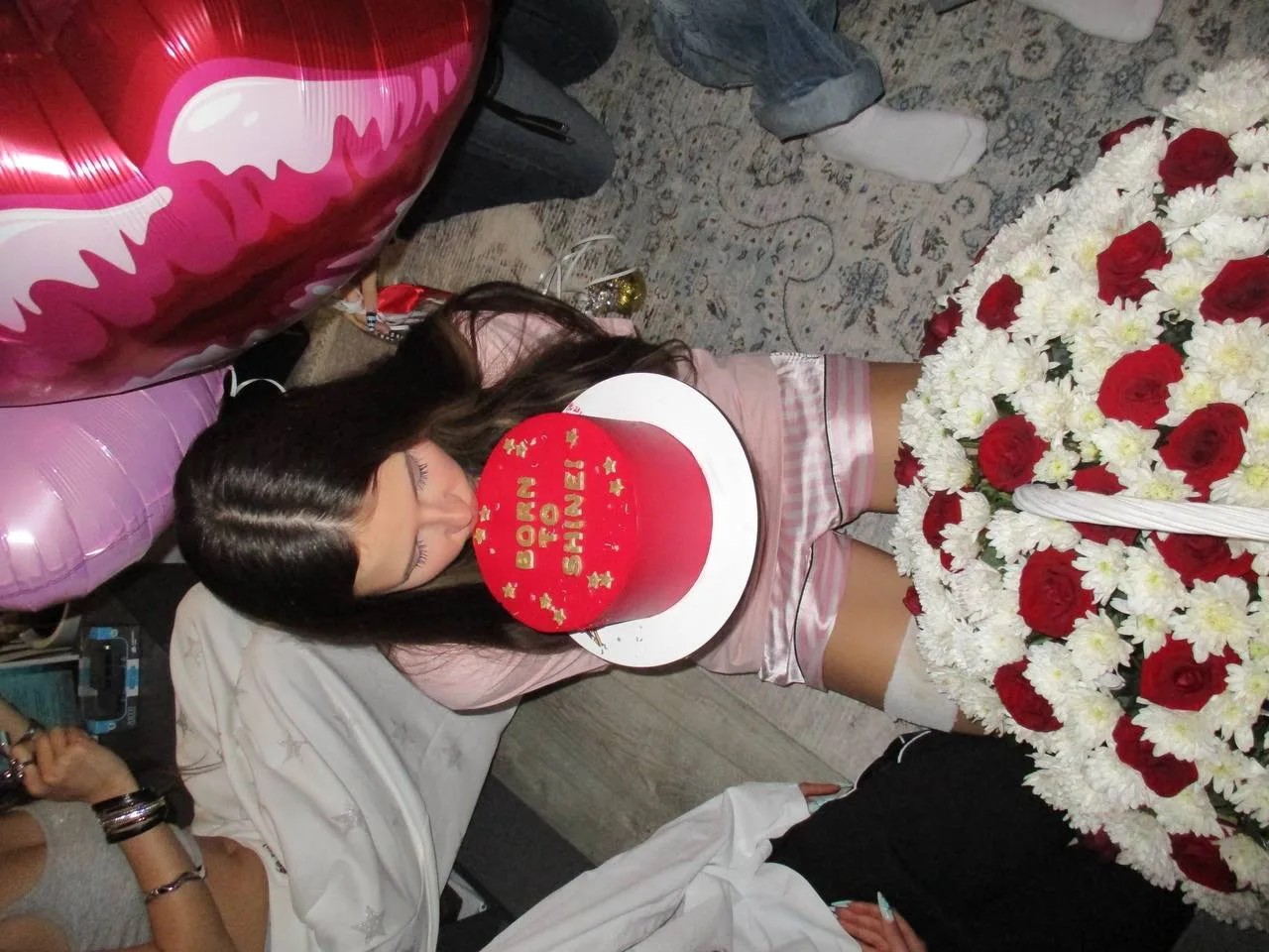 с днем рождения меня !🤍 happy 21 years <3