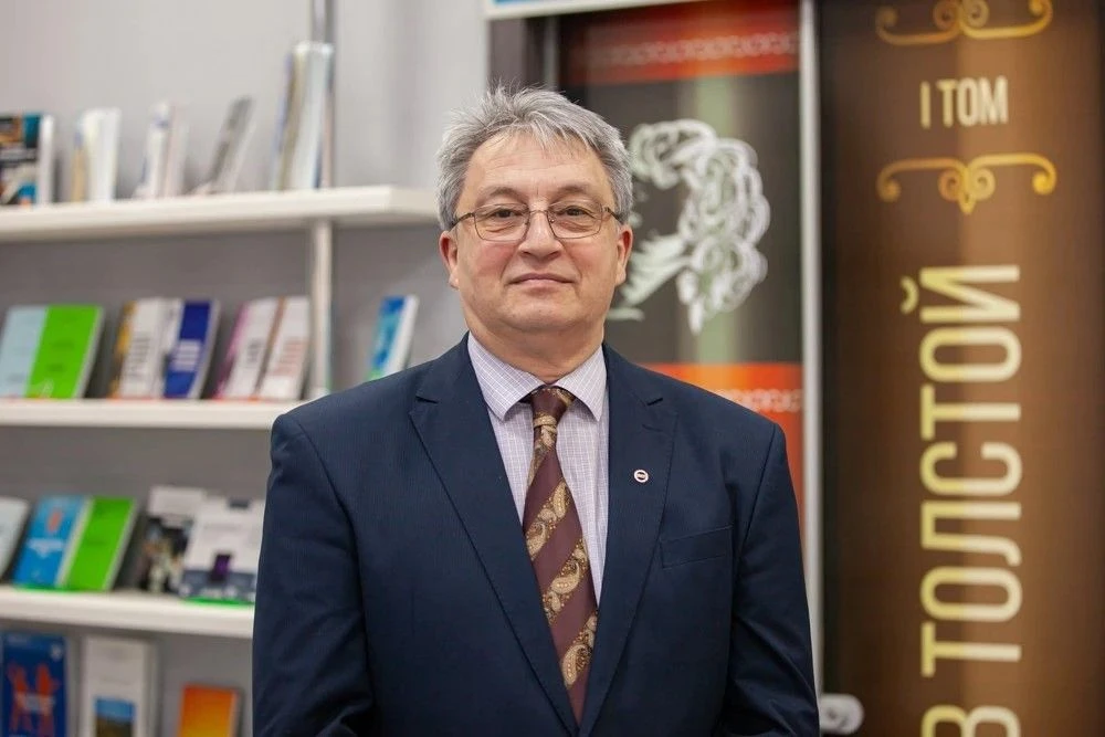 Поздравление директора Елабужского института КФУ Марата Умарова с Днём знаний