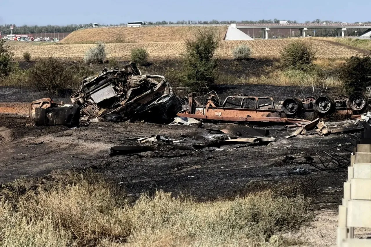 🤯 Три человека погибли в огненном ДТП на трассе Ростов — Таганрог.
