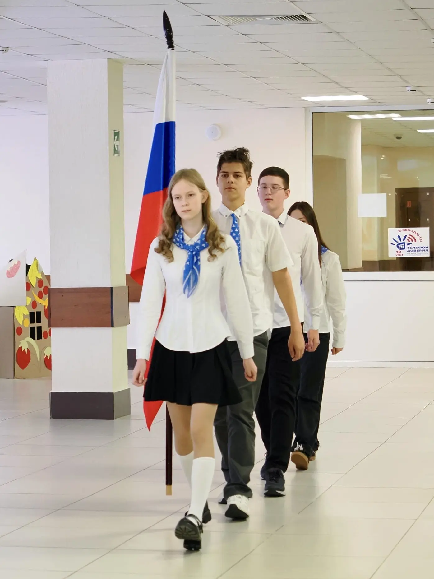Всем привет! 🚀 Стартовали в новую учебную неделю, последнюю в этом месяце.   🇷🇺 В учебных корпусах п