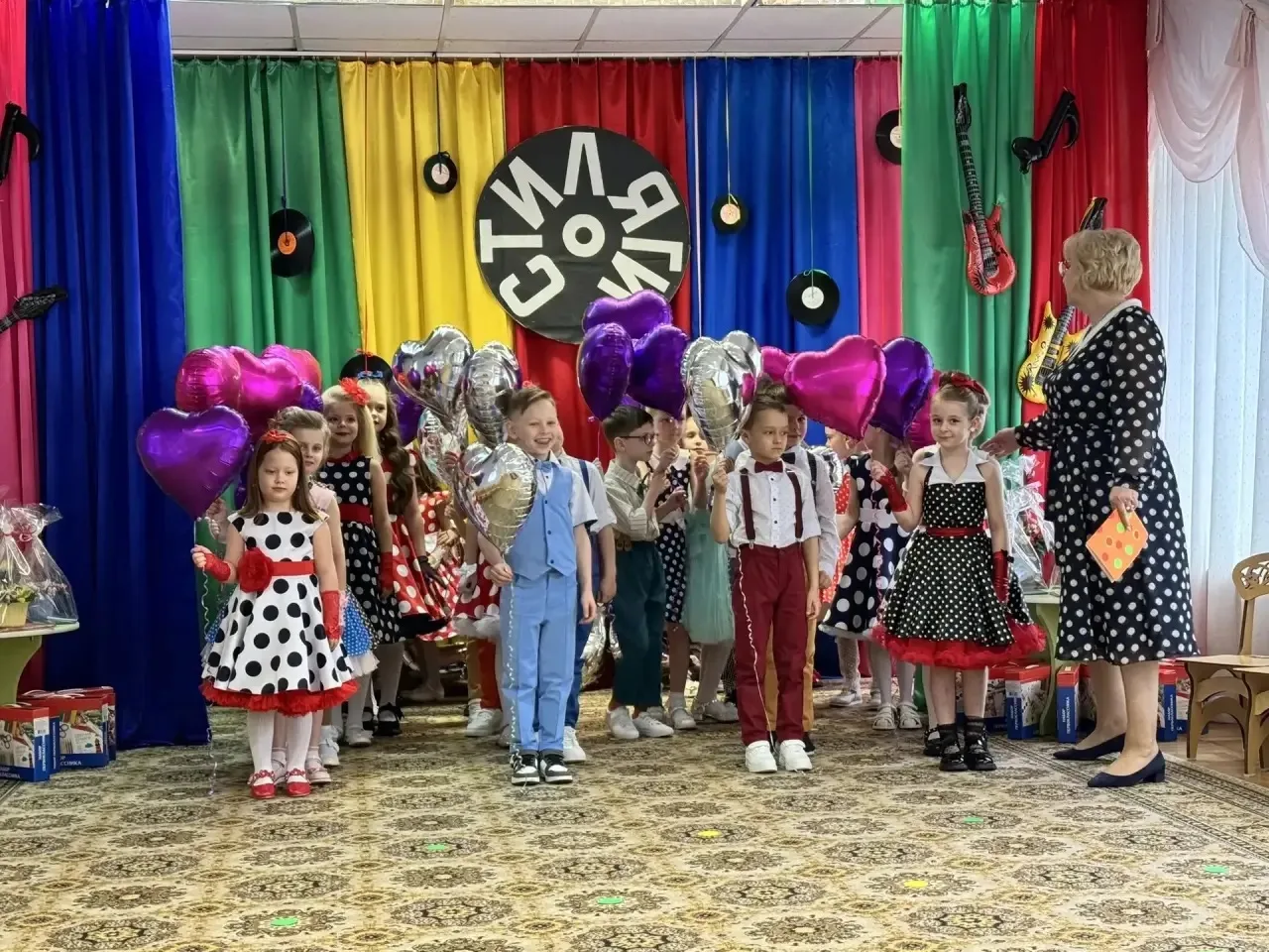 Выпускные утренники в дошкольных отделениях нашего лицея 🎓✨  Выпускной бал для детей — по-настоящему