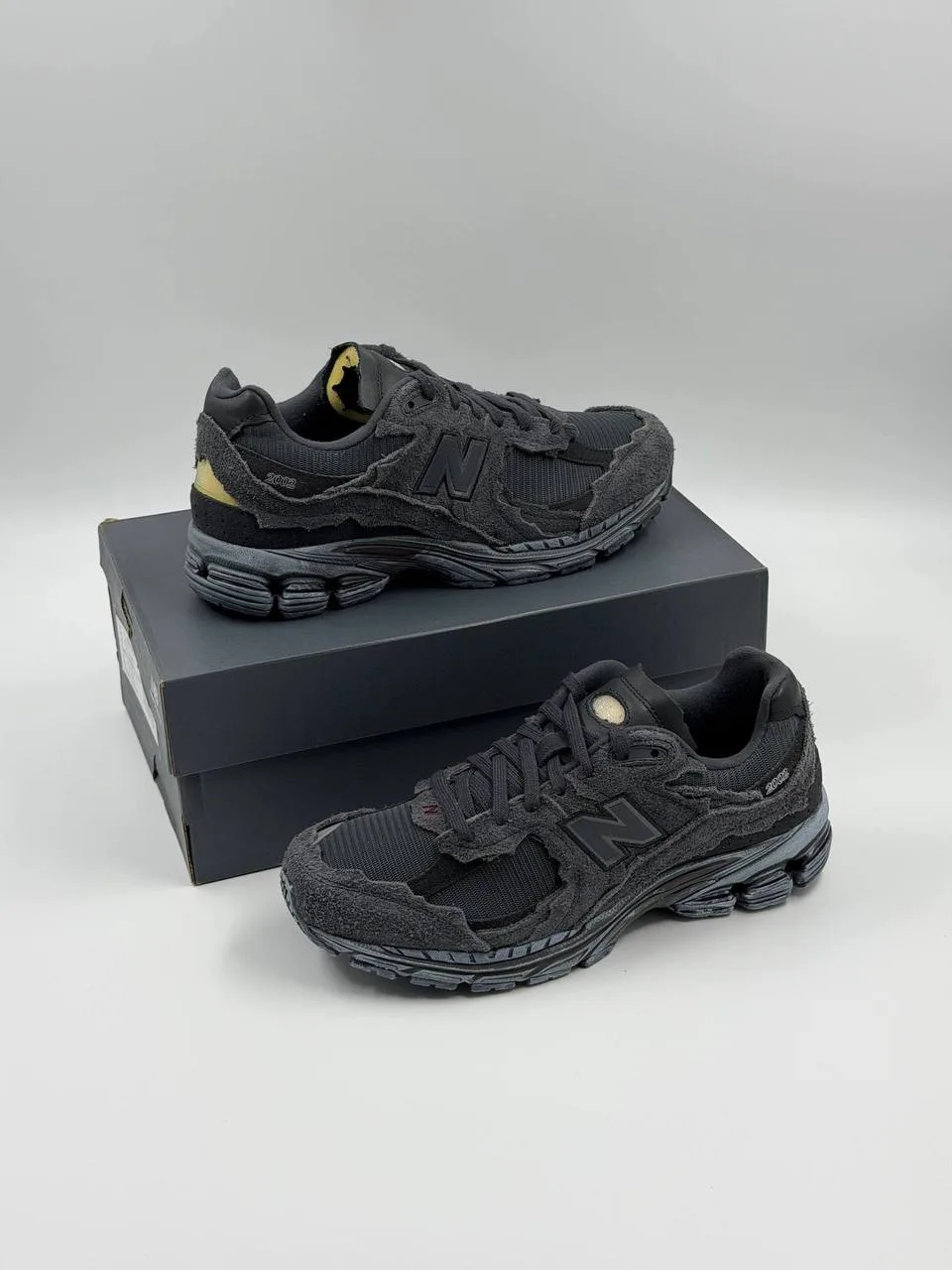 В Наличии в Санкт-Петербурге New Balance NB 2002R❗️
