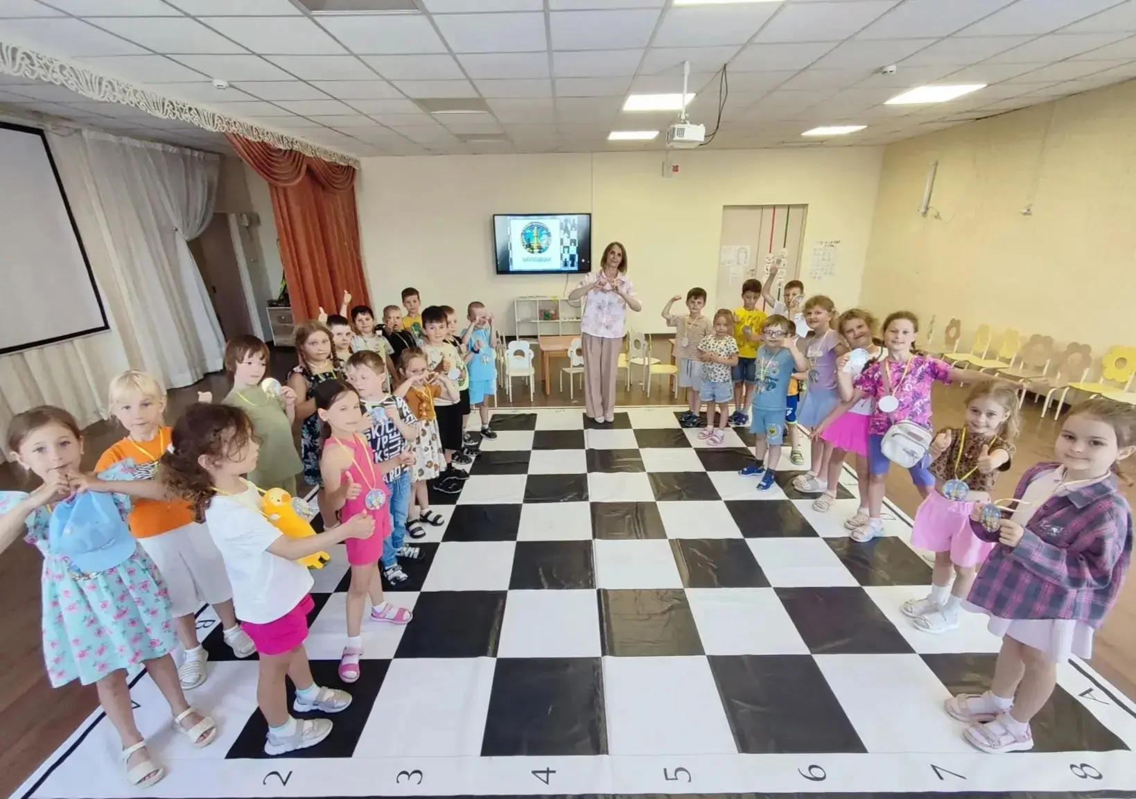 ♟🎓Сегодня в детском саду прошло итоговое мероприятие «Путешествие в шахматное королевство»! 🏰
Это 