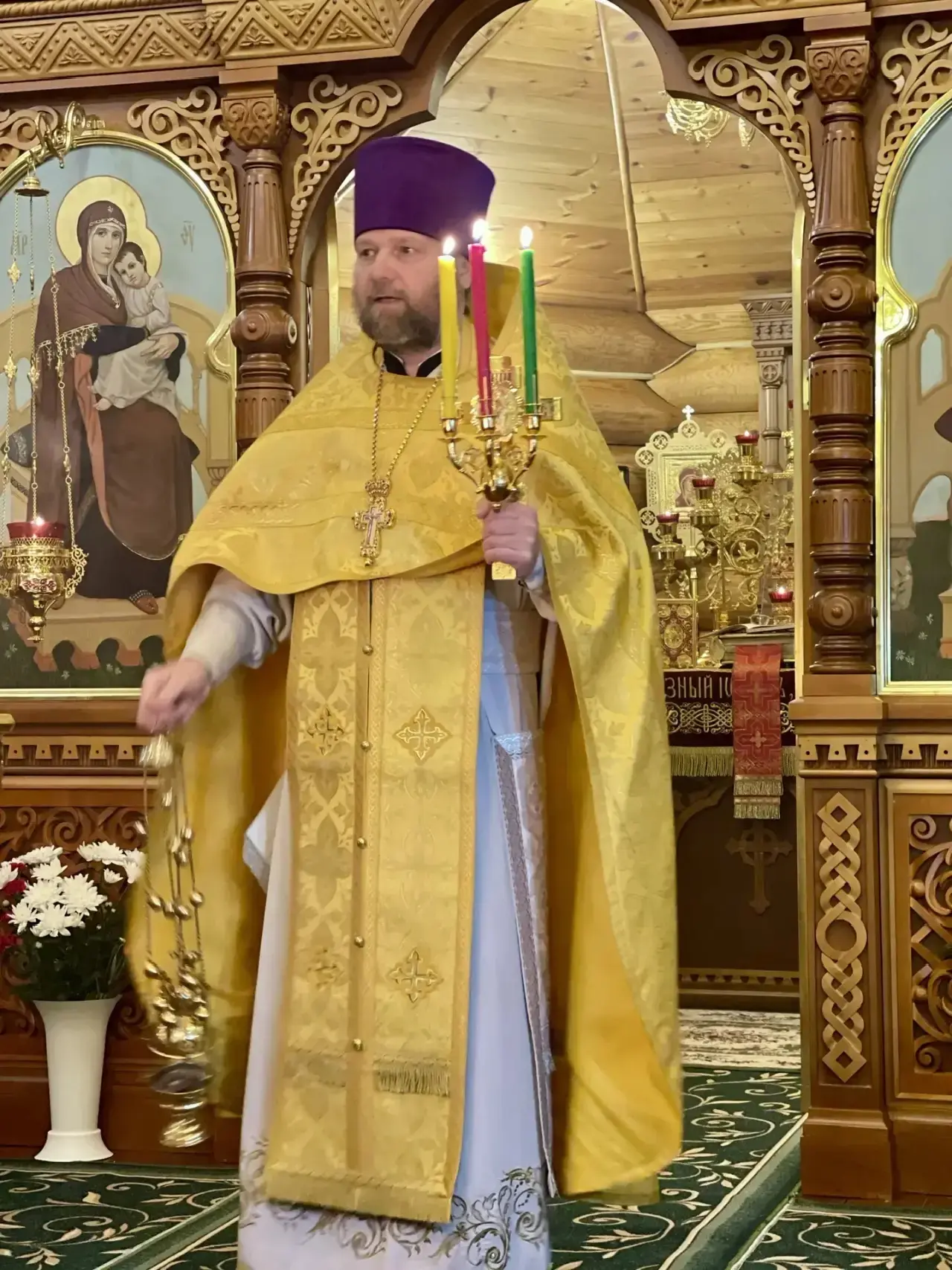 Всех православных поздравляю с великим праздником Воскресения Христова!   Встретил его по традиции в