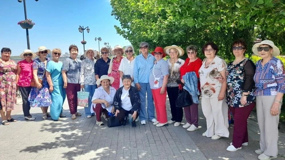 В рамках празднования 81-ой годовщины Дня Победы весеннюю навигацию в городе Астрахани ...