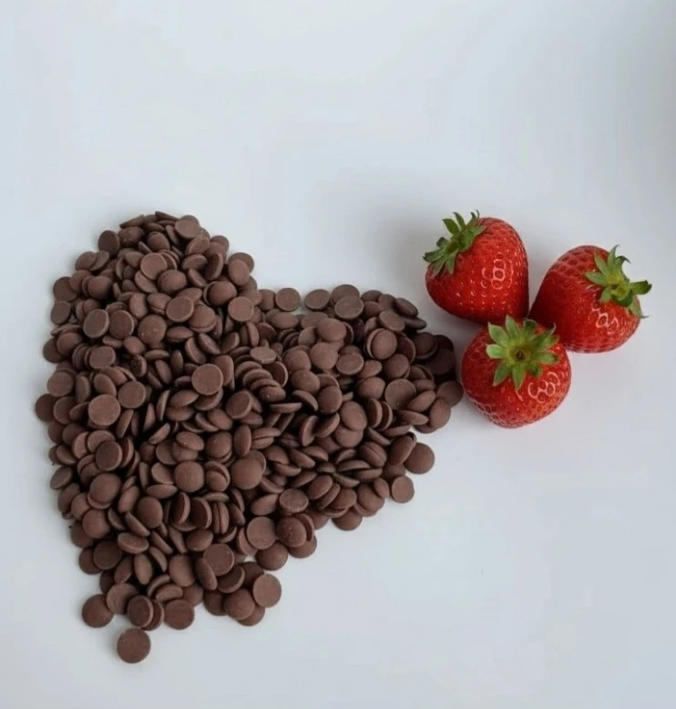 Вкус идеальной клубники в шоколаде начинается задолго до красивой коробочки. Всё дело в...
