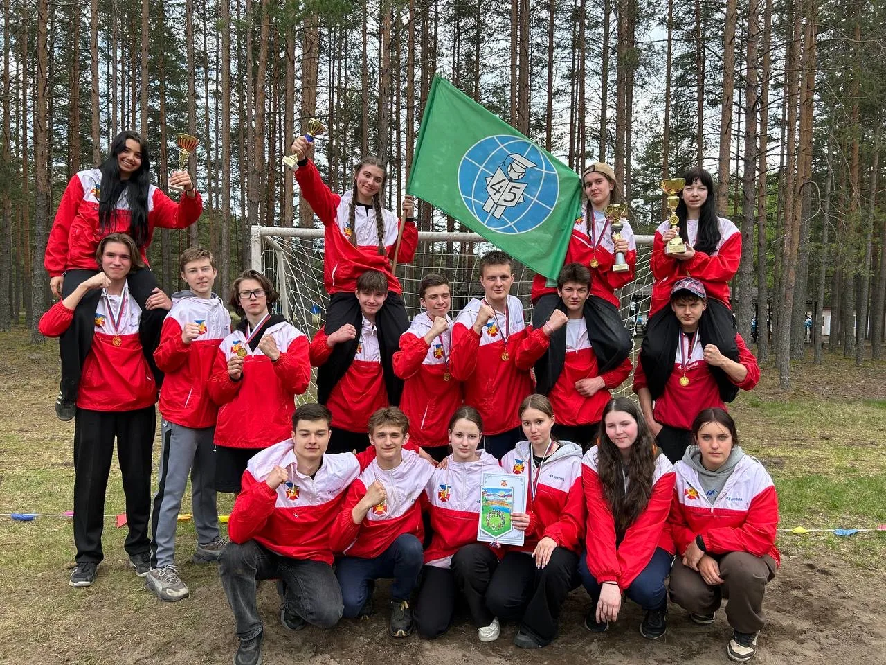 Победа в слете «Преданья народов России» 🏆   С 15 по 17 мая на базе в Лосево проходил военно-спортив